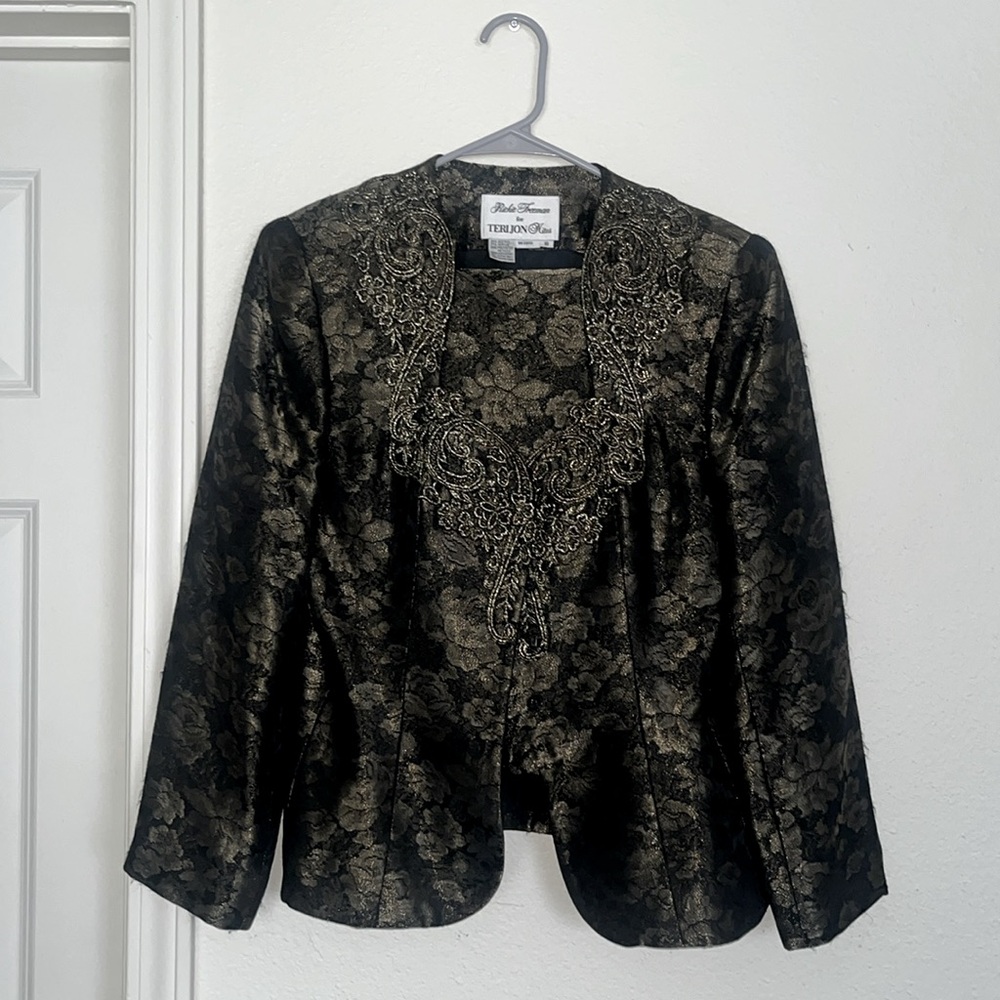 Rickie Freeman for Teri Jon 10 Skirt Suit Set